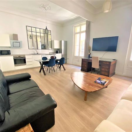 Sur Le Vieux Port: T3 De 80M2, Chic Et Confortable มาร์กเซย ภายนอก รูปภาพ